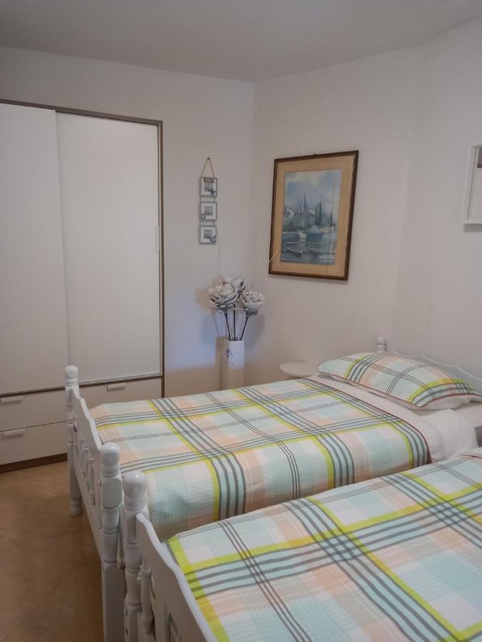 Melody Apartment Poreč Exteriör bild